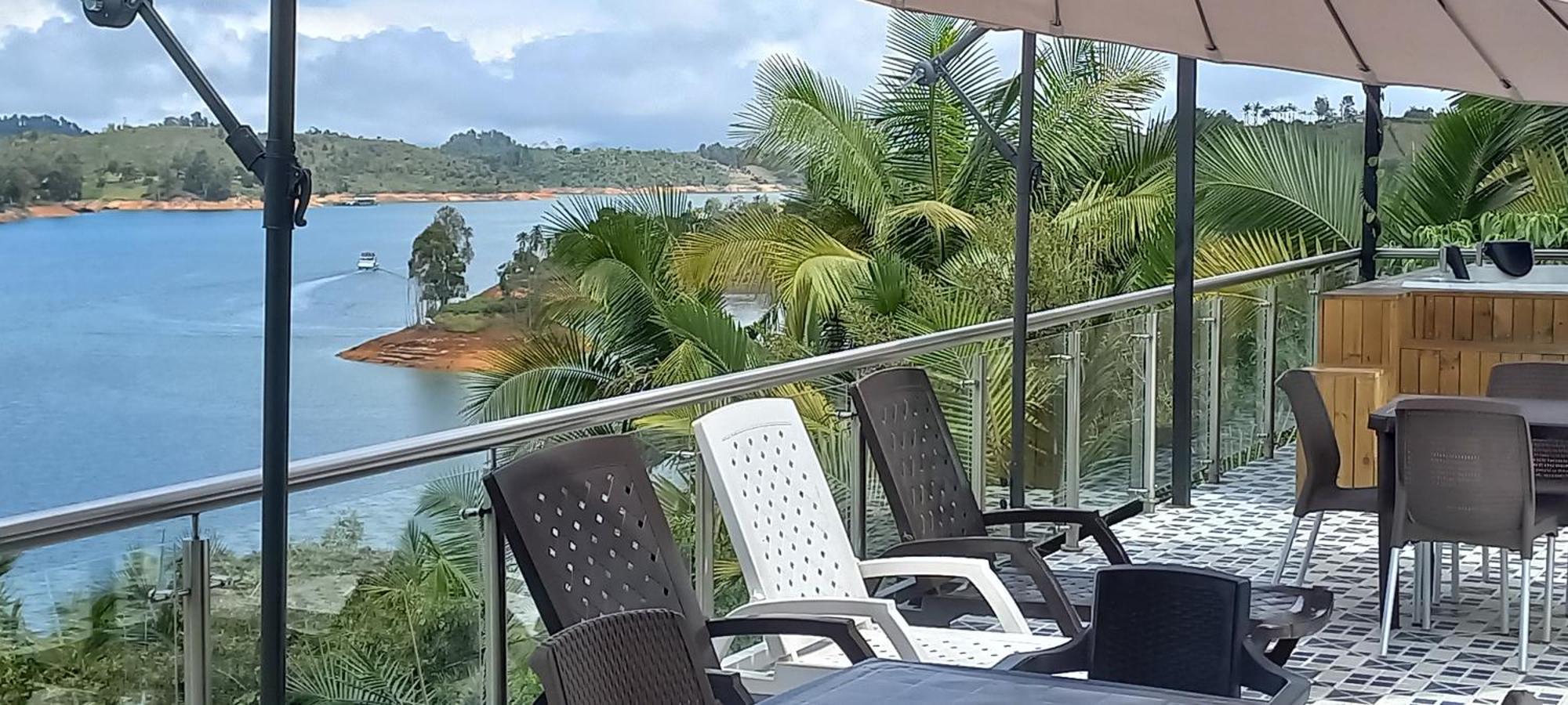 Hotel Mirador Cielo Blue El Penol  المظهر الخارجي الصورة