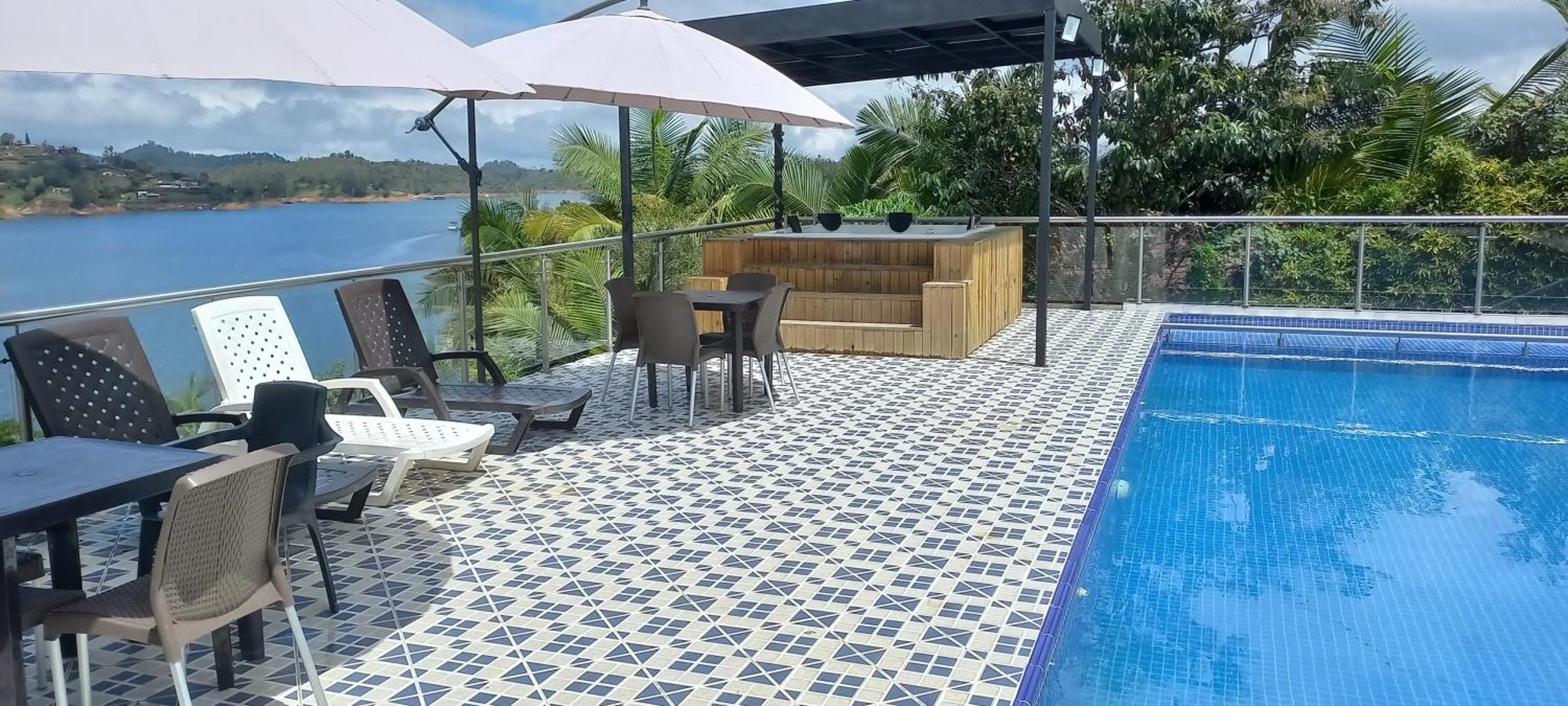 Hotel Mirador Cielo Blue El Penol  المظهر الخارجي الصورة