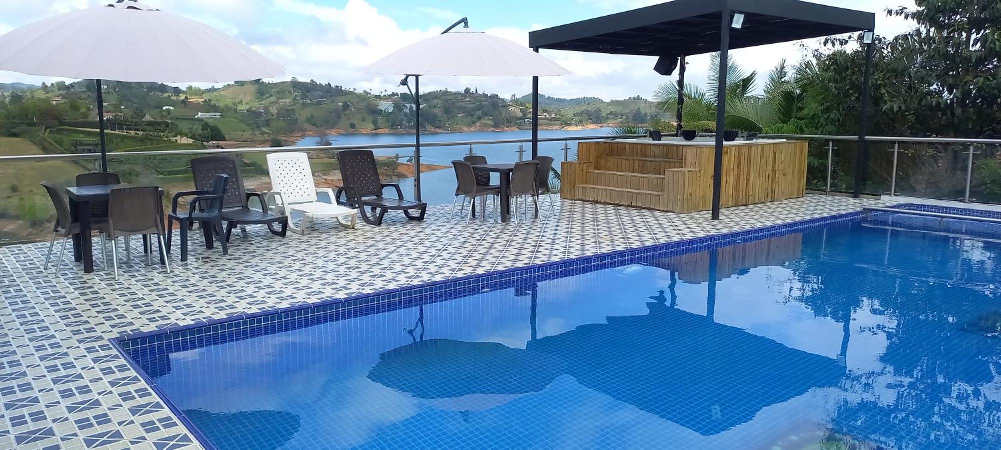 Hotel Mirador Cielo Blue El Penol  المظهر الخارجي الصورة