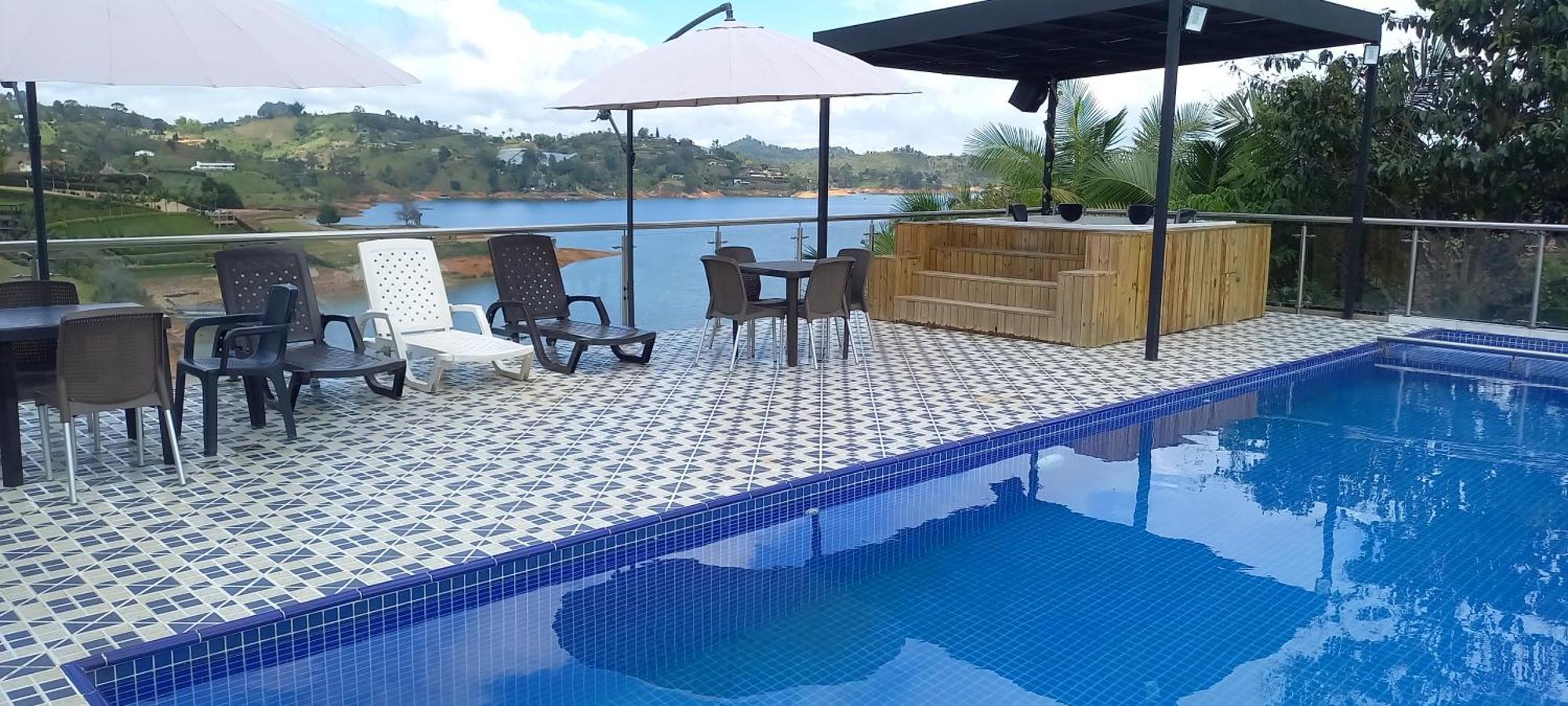Hotel Mirador Cielo Blue El Penol  المظهر الخارجي الصورة