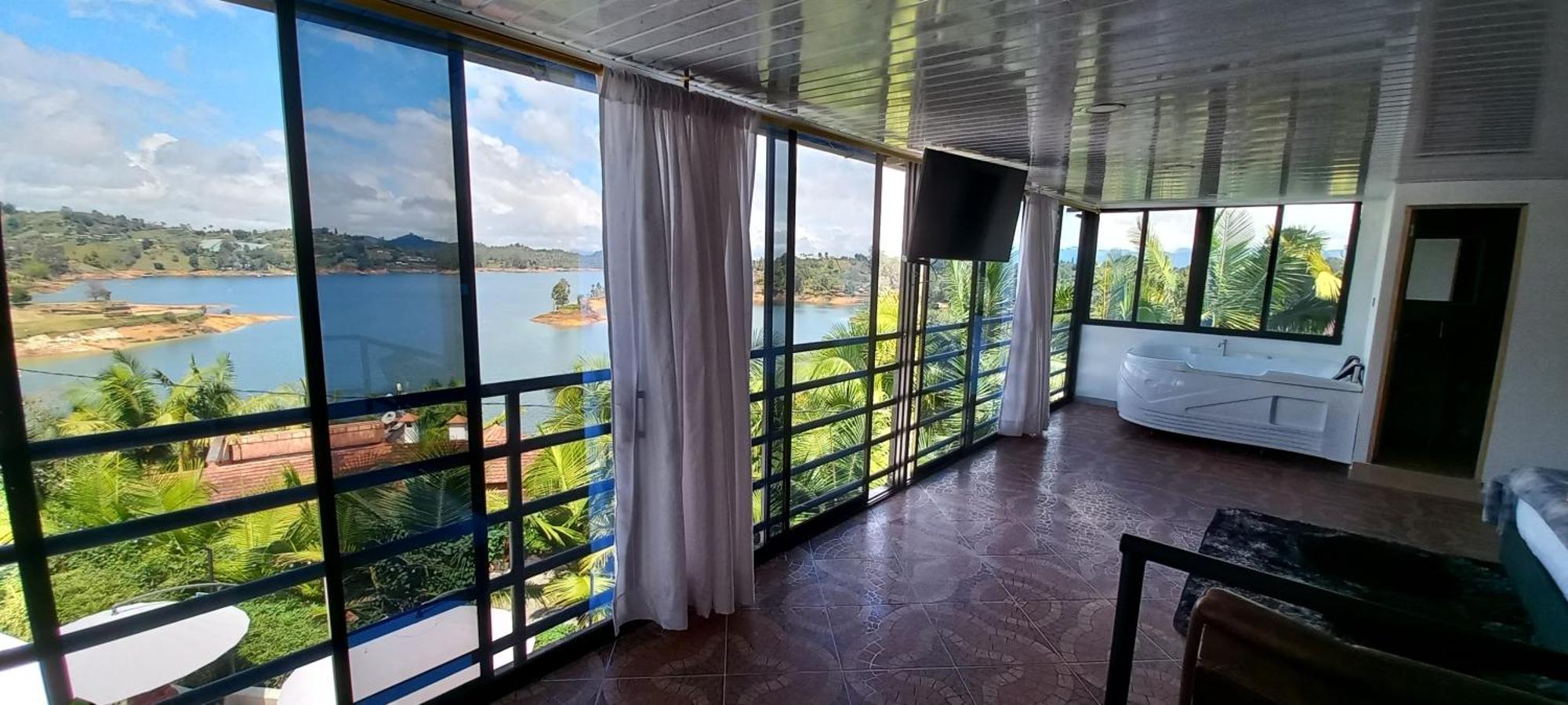 Hotel Mirador Cielo Blue El Penol  المظهر الخارجي الصورة