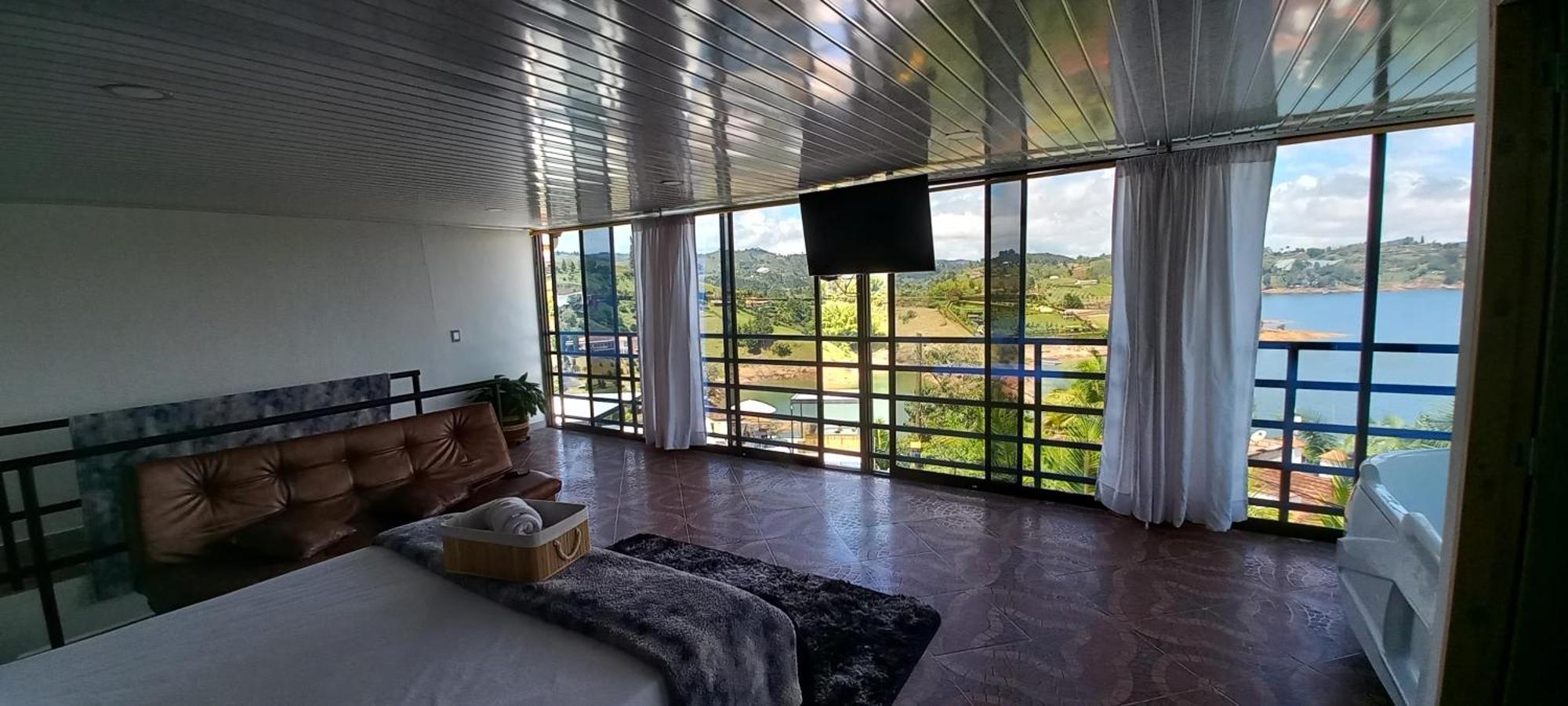 Hotel Mirador Cielo Blue El Penol  المظهر الخارجي الصورة