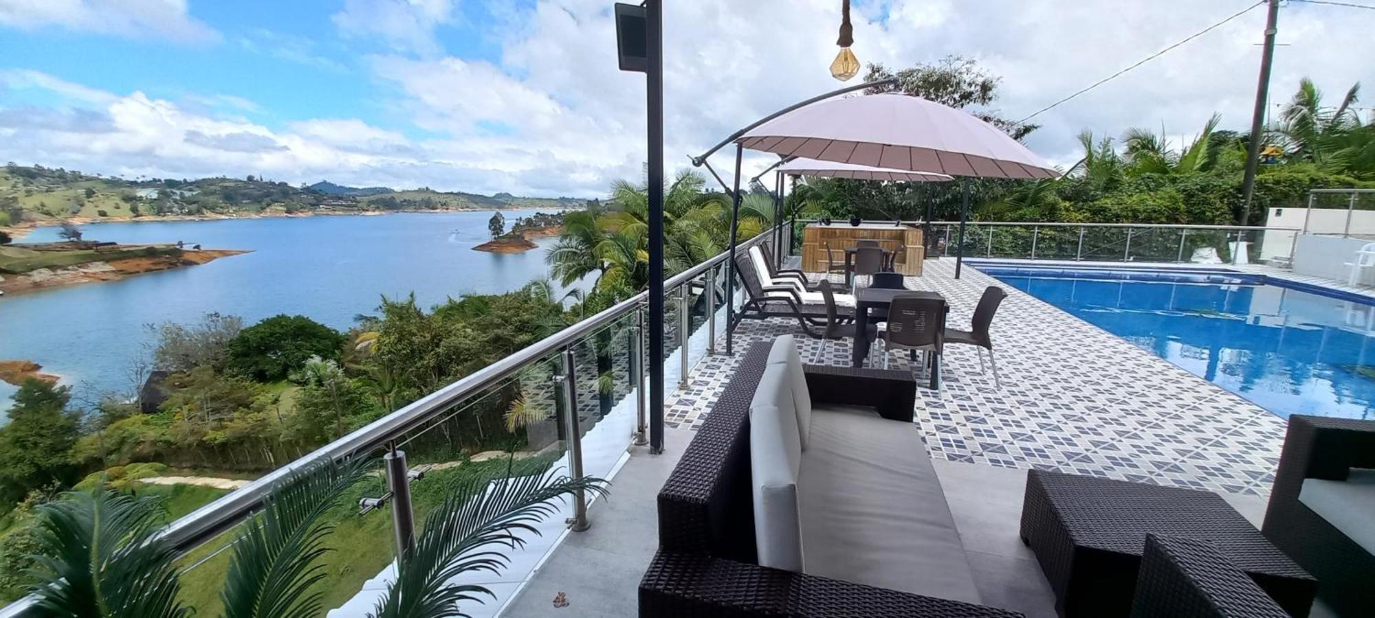 Hotel Mirador Cielo Blue El Penol  المظهر الخارجي الصورة