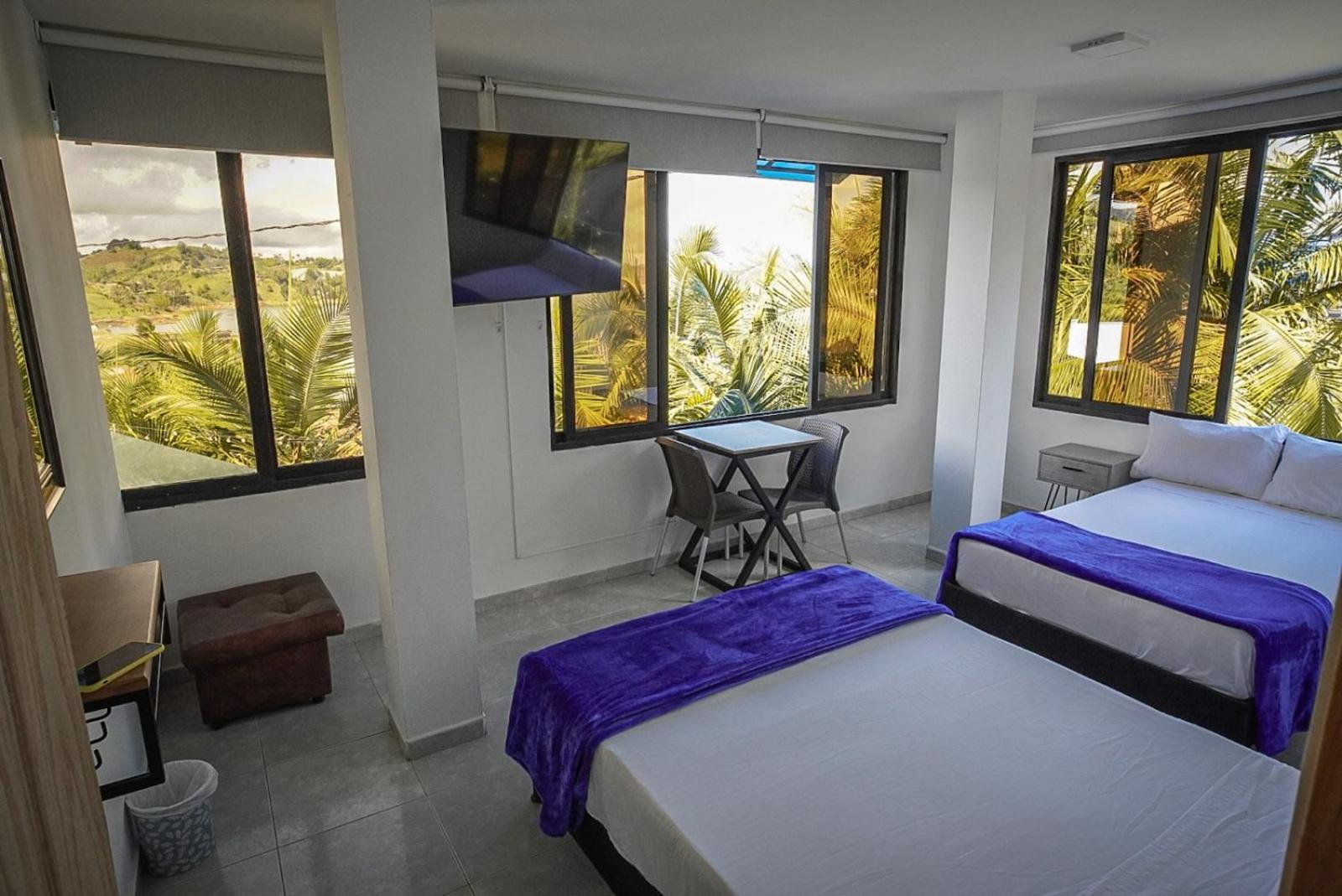 Hotel Mirador Cielo Blue El Penol  المظهر الخارجي الصورة